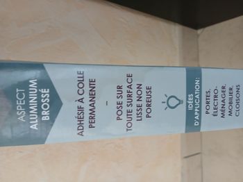 Plaquage adhésif aluminium