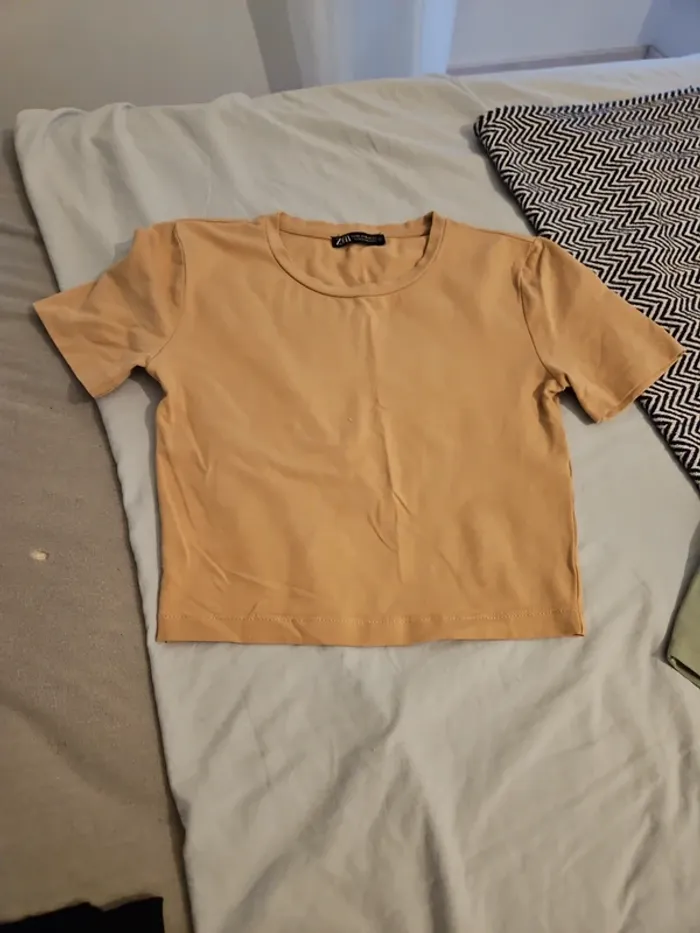 T shirt court - photo numéro 2