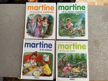 Lot de 4 livres Martine