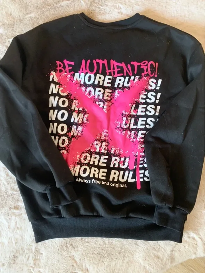 Sweat noir Shein Teen 14 ans – imprimé dos « Be Authentic »