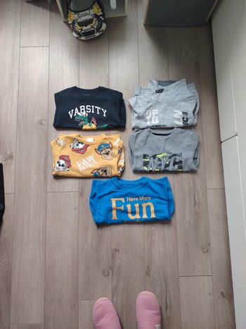 Lot de 5 pulls 6ans