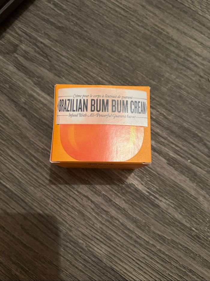 Sol de Janeiro Bum Bum cream 240ml Brazilian Bum Bum Cream - Crème Corps Brésilienne Bum Bum - photo numéro 2