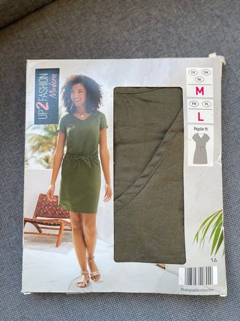 Robe manches courtes