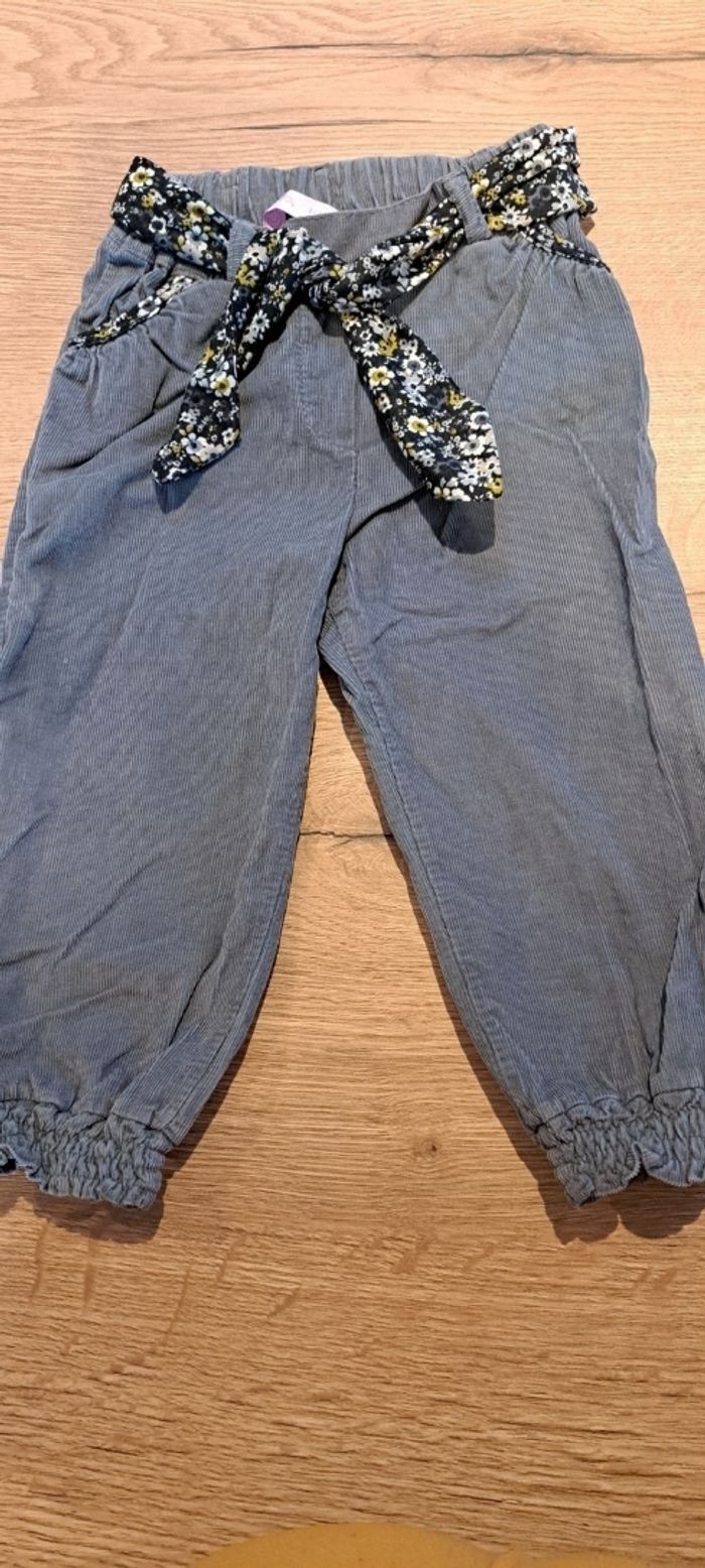 3 pantalons - photo numéro 4