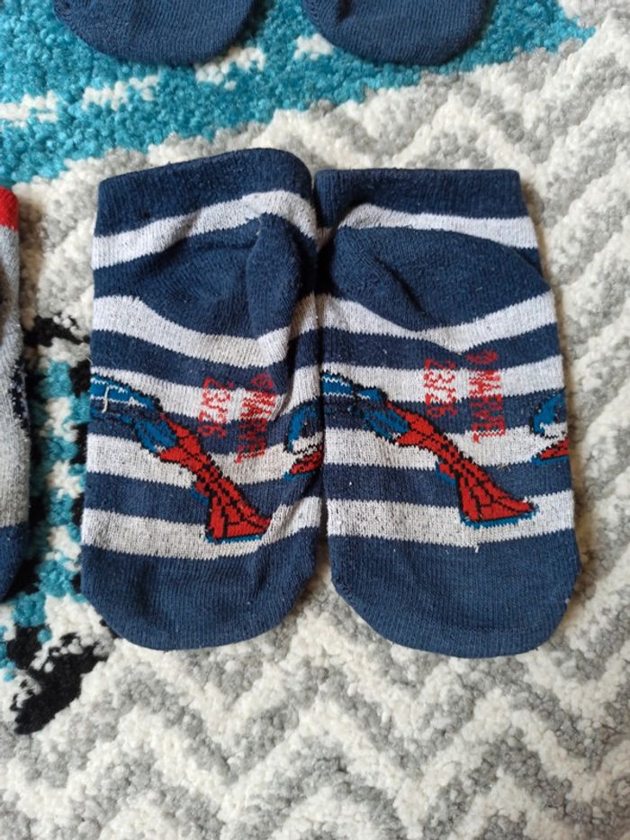 Lot de 4 paires de chaussettes - Taille 23/26 - photo numéro 10