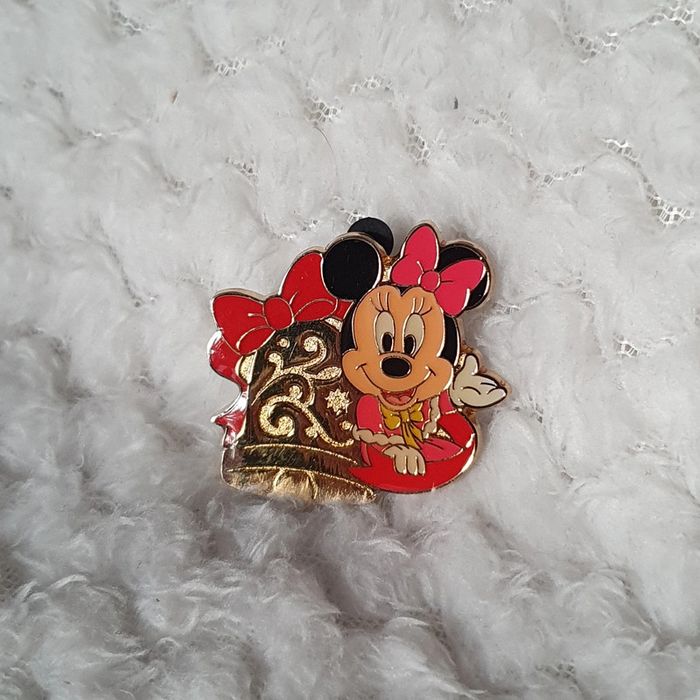 Pin's minnie mouse disneyland tokyo japan button