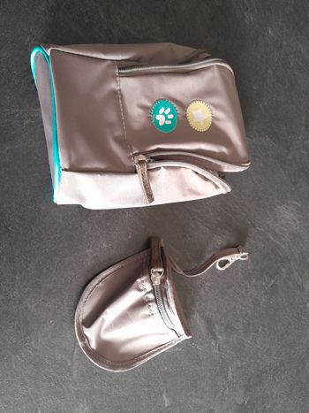Pochette isotherme et attache tétine 