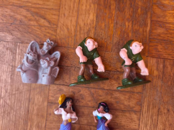 Lot figurines Disney le bossu de Notre-Dame - photo numéro 3