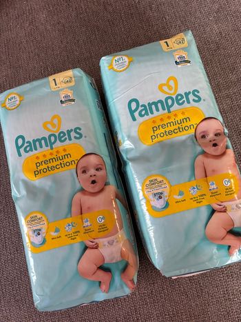 Lot couche Pampers 1