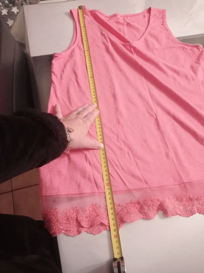 T-shirt sans manche rose avec dentelle - photo numéro 5