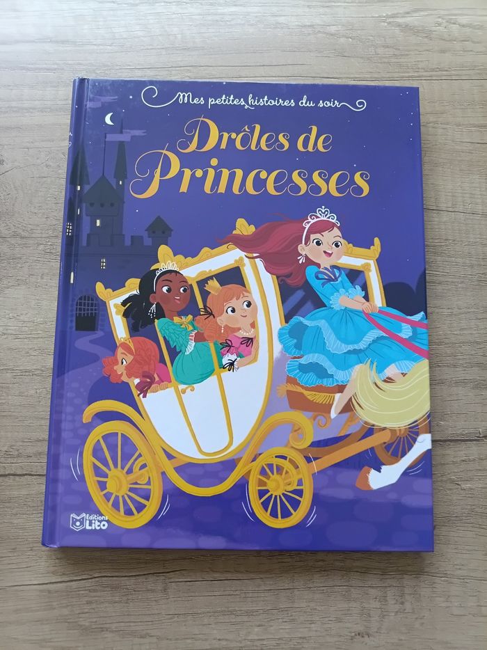 Mes petites histoires du soir Drôles de Princesses