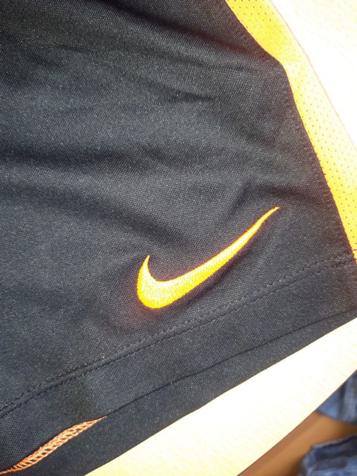 Short nike 122/128 cm - photo numéro 4