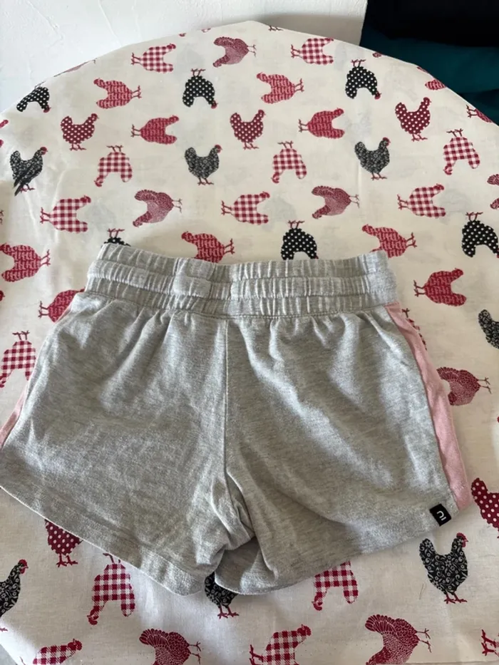 Short pour petite fille n°204 - photo numéro 4