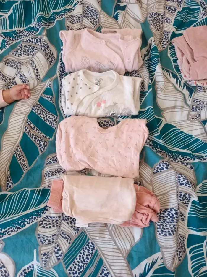 Le pyjama fille taille 0