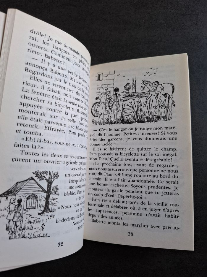 Livre Le Clan des Sept à la rescousse en très bon état - photo numéro 4