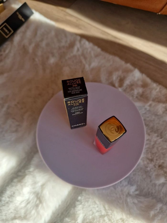 Rouge Allure INK
Rouge à lèvres mat liquide Chanel - photo numéro 2