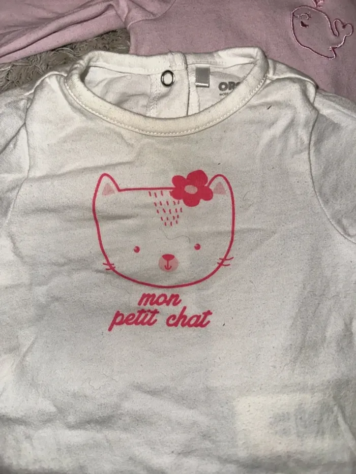 Pyjama fins - 1 mois - photo numéro 2