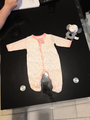 Pyjama en velours taille 3 mois