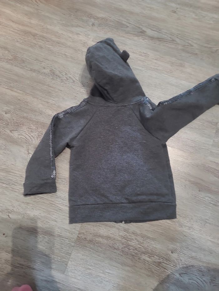 Veste à capuche grise chaude - photo numéro 5