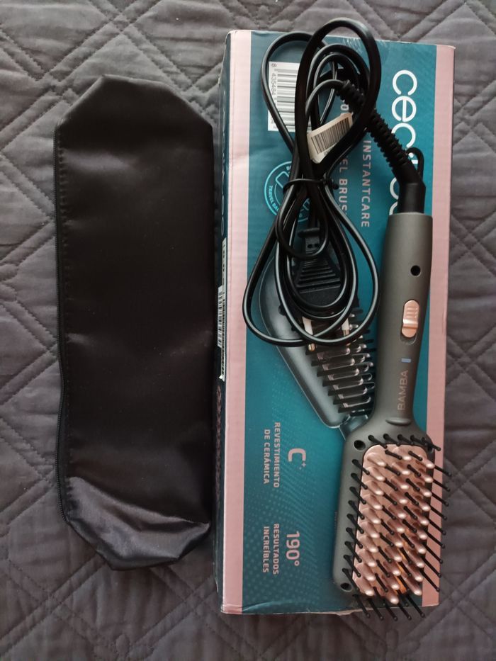 Brosse chauffante lissante - photo numéro 2