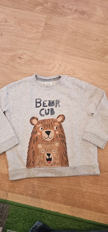 Pull zara 3ans garçon  très bon état 