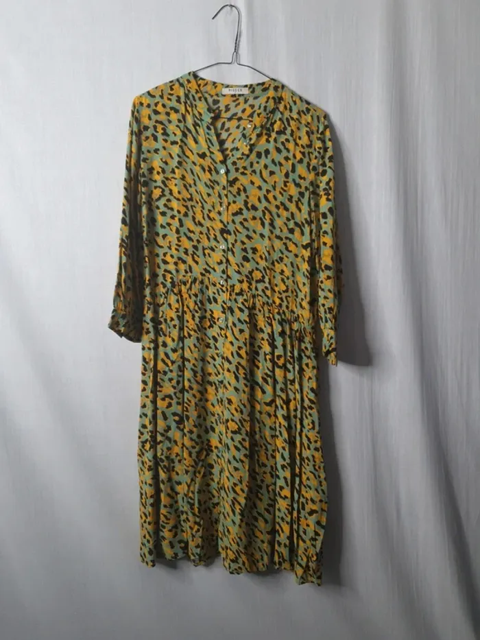 Robe léopard pièces
