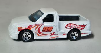Hot Wheels Ford F‑150 SVT Lightning – GHB33 – 2020 Mattel – Malaysia – Racing