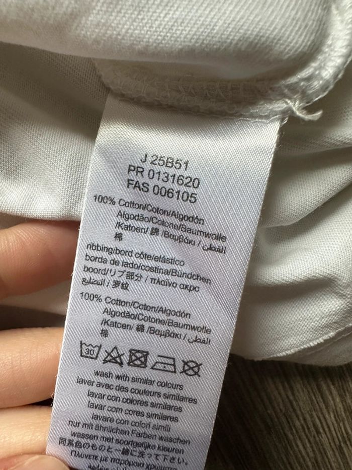 T-shirt MC Hugo Boss 6 ans - photo numéro 6