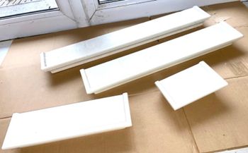 Lot étagères blanches