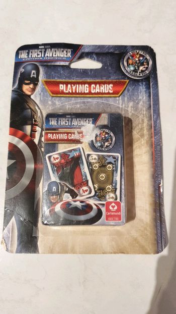 Jeu de cartes captain America Neuf LY