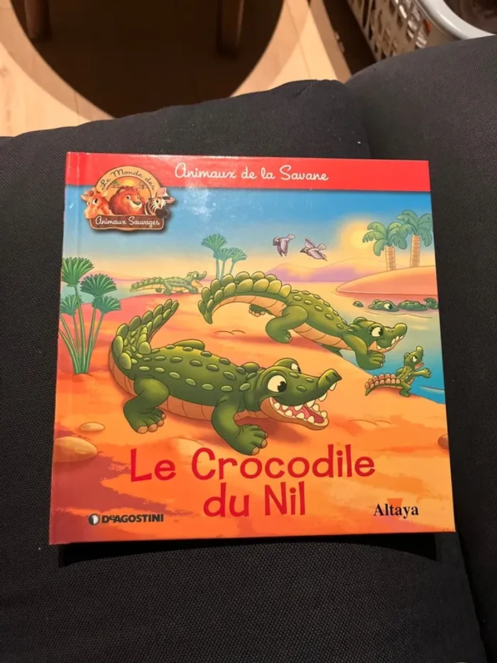 Livre pour enfants altaya le crocodile du Nil