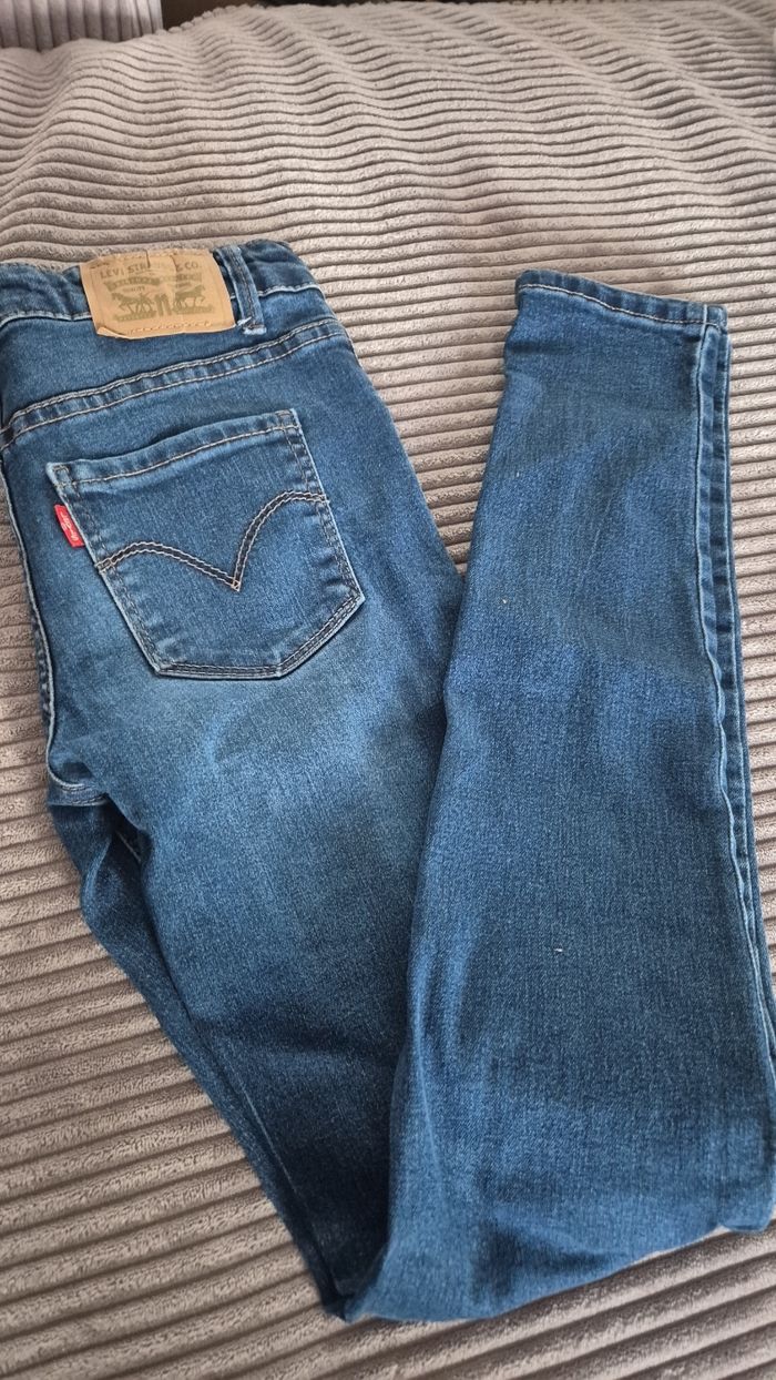 Jean levi's fille - photo numéro 3