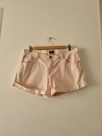 Short denim rose pâle