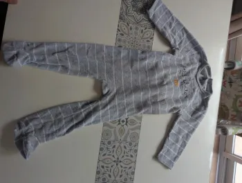 Pyjama velours 1 piece 24 mois