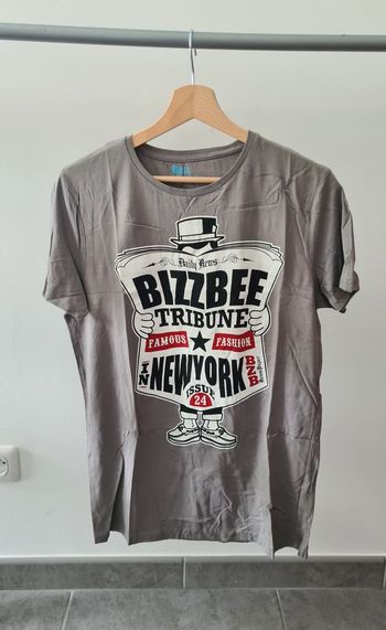 T-shirt imprimé Bizzbee