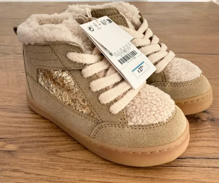 Basket fourrées neuves Zara