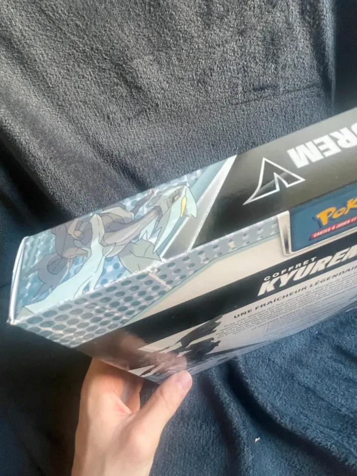Coffret Kyurem V (BUG) Booster à l'envers - Pokémon FR - photo numéro 7