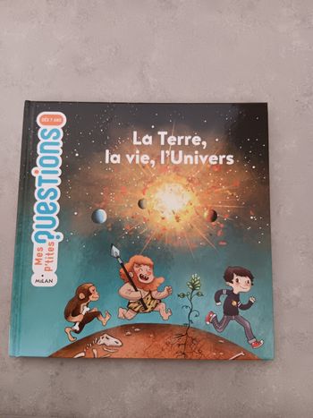 Livre Mes petites questions La Terre, la vie, l'Univers