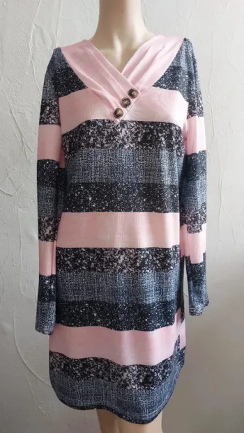 Robe à rayures roses et marines Taille M