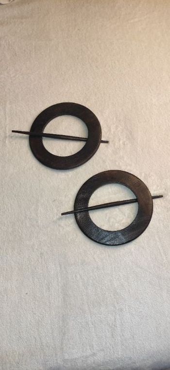 Attache rideaux en bois