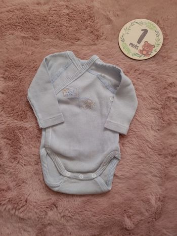 Bodie taille 1 mois