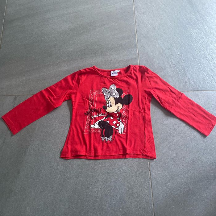 T shirt Minnie taille 4 ans