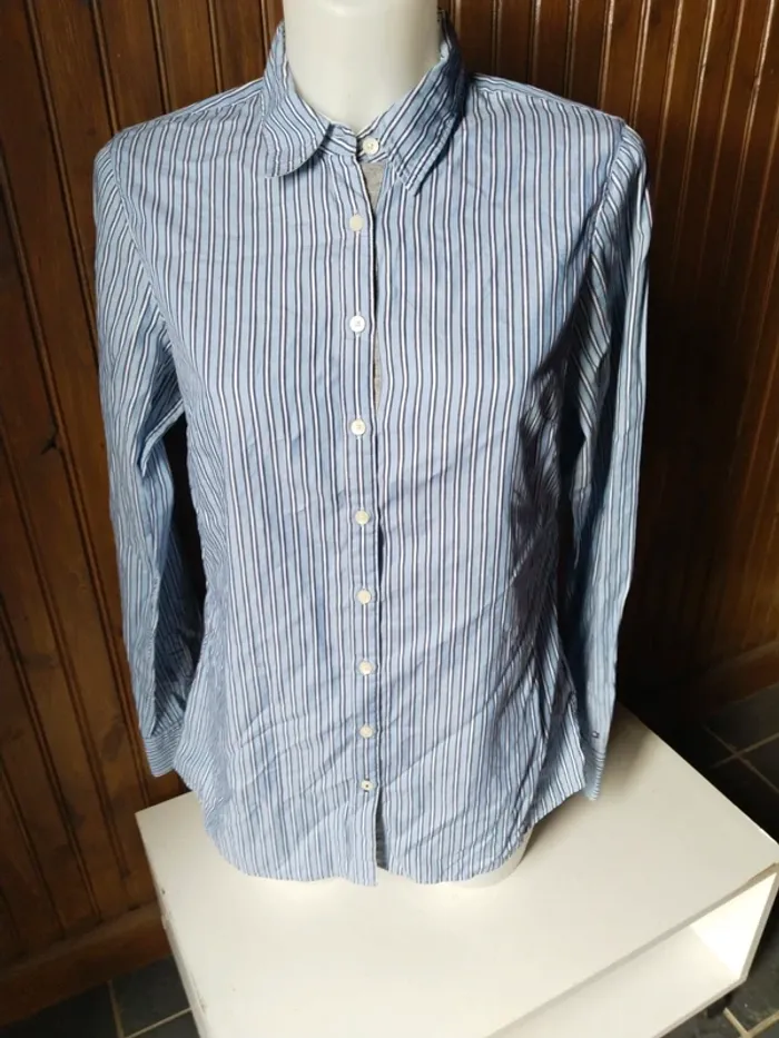 Jolie chemise femme rayée de marque Tommy Hilfiger taille 36