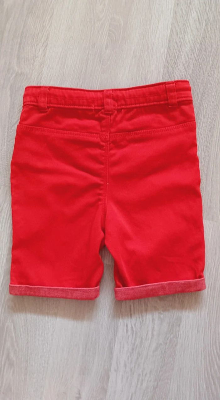 Short/bermuda rouge garçon, taille 23 mois (2 ans), marque Orchestra, en très bon état. - photo numéro 5