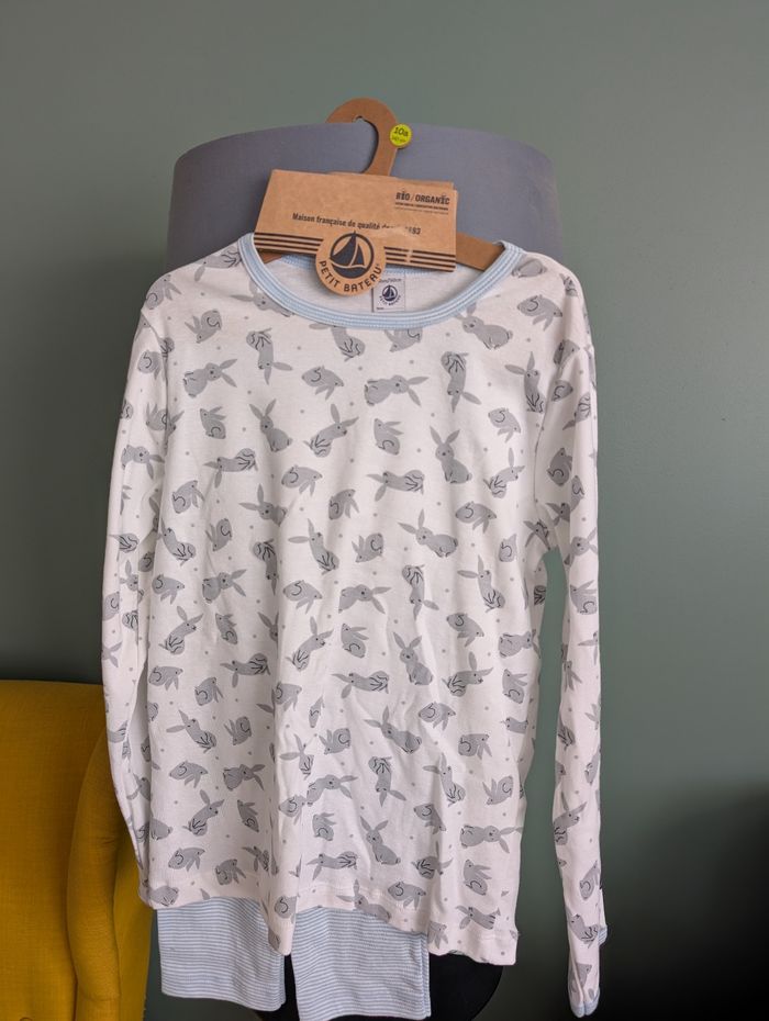 Pyjama enfant. Taille 10 ans. Neuf. Petit bateau - photo numéro 2