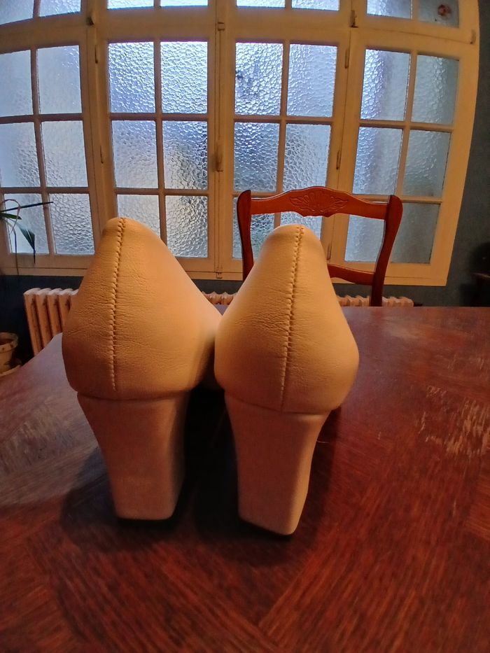 Escarpins femme - photo numéro 3