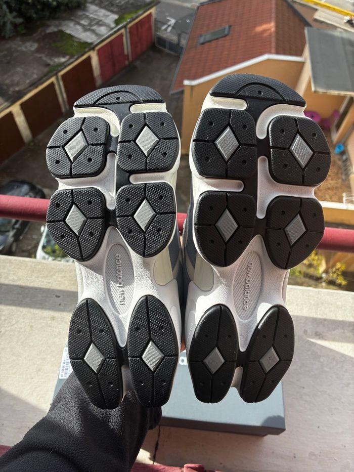 New Balance 9060 Dusk Shower - Taille 38 - Neuves - photo numéro 10