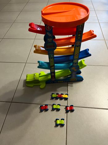 Tout toboggan voiture