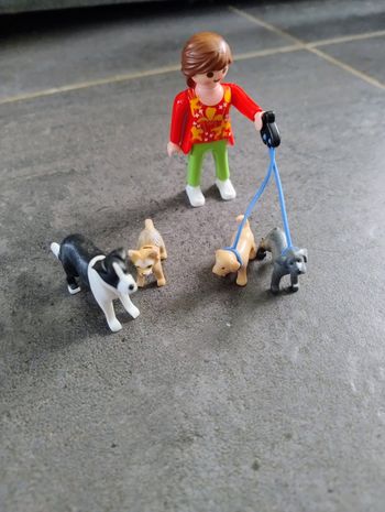 Playmobil éleveuse de chien 5380