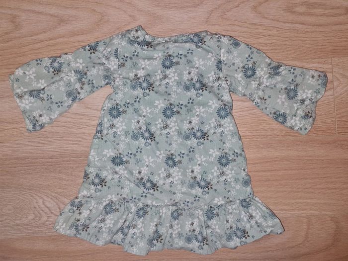 Robe hiver 18 mois fleurs bleues - photo numéro 7